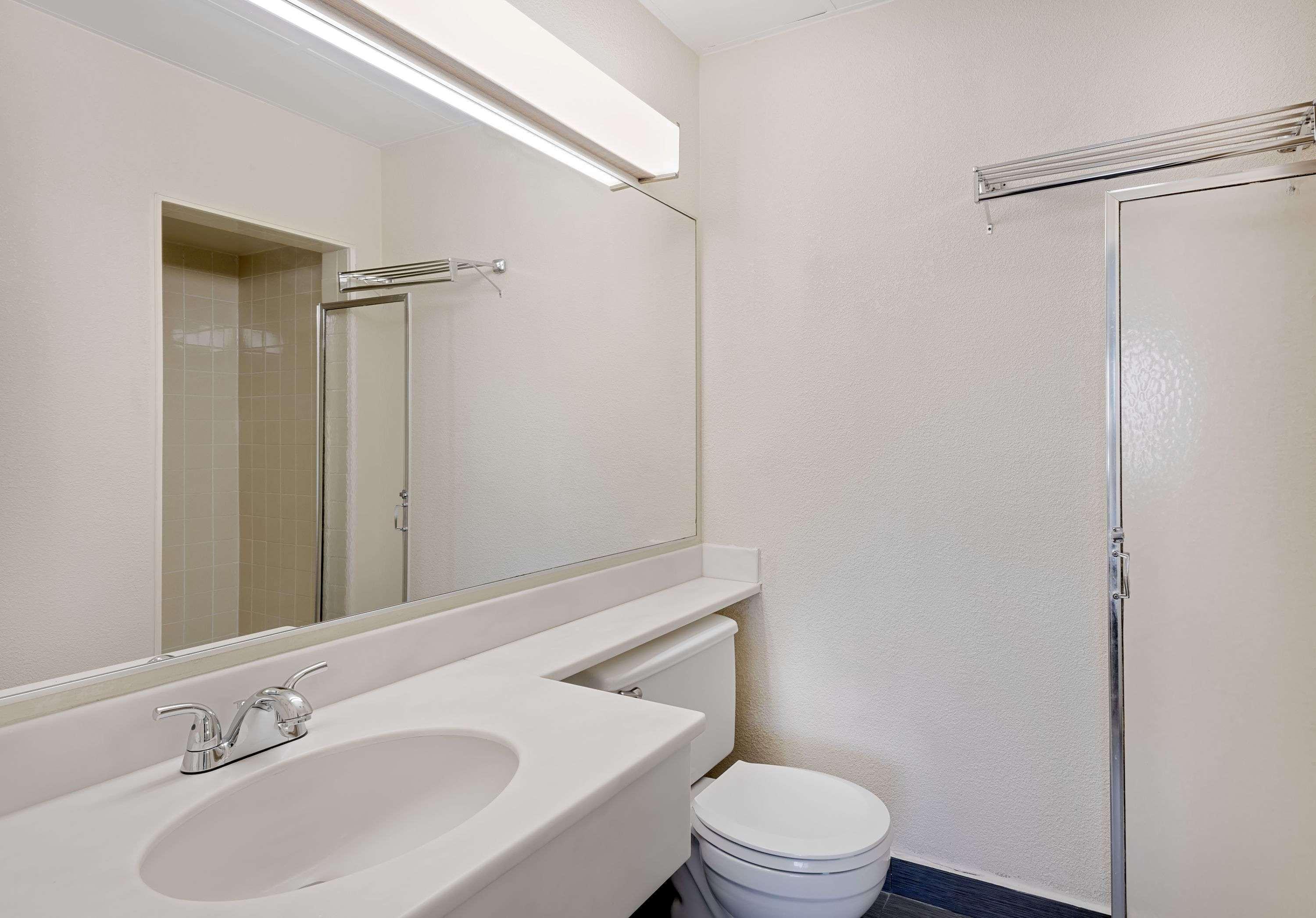 Travelodge By Wyndham Chambersburg Pokój zdjęcie